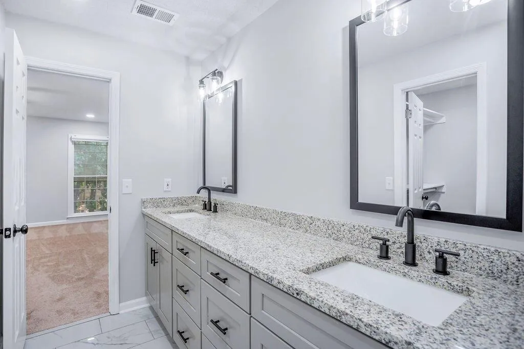 605 Brandywine Circle, Sandy Springs, Georgia 30350, 3 Bedrooms Bedrooms, ,2 BathroomsBathrooms,Residential,Sold,605 Brandywine Circle,7129100