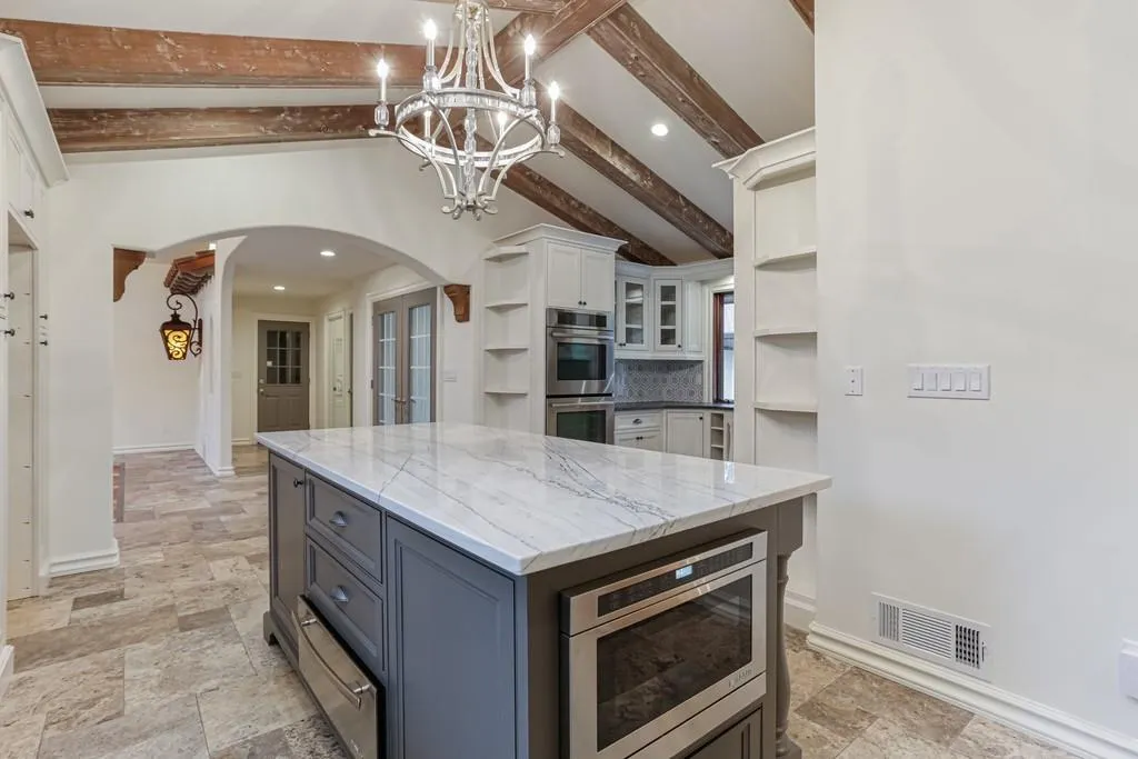 425 Mount Vernon Highway, Sandy Springs, Georgia 30327, 5 Bedrooms Bedrooms, ,4 BathroomsBathrooms,Residential,Sold,425 Mount Vernon Highway,6681600