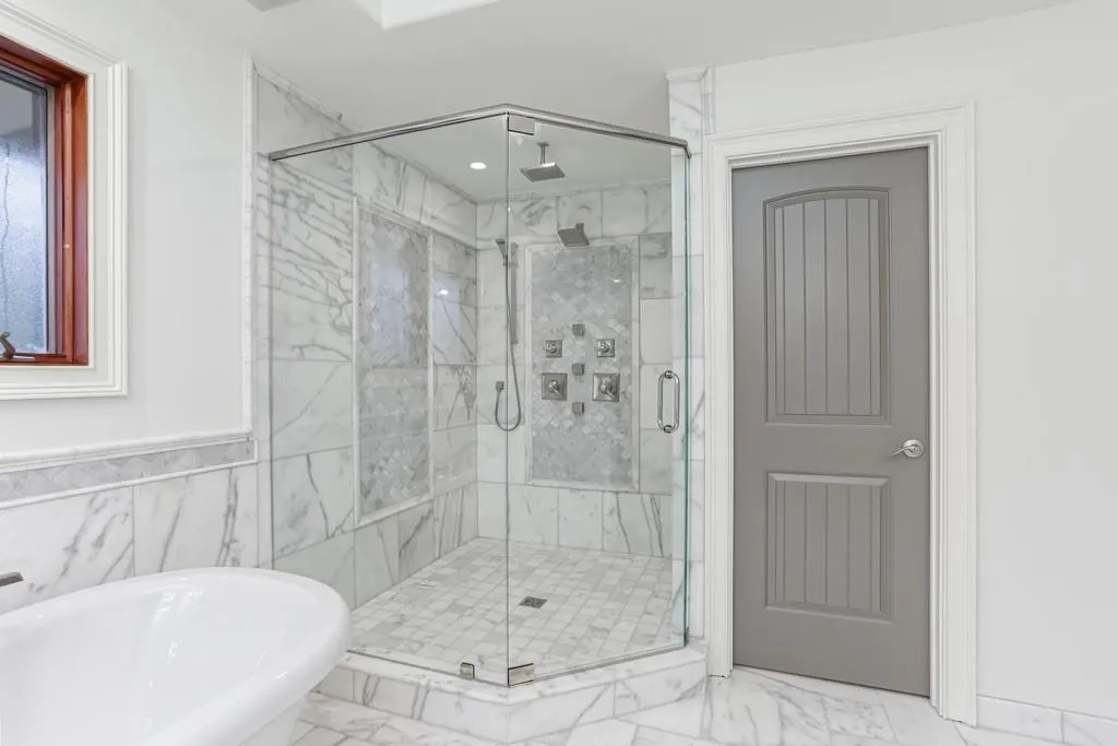 425 Mount Vernon Highway, Sandy Springs, Georgia 30327, 5 Bedrooms Bedrooms, ,4 BathroomsBathrooms,Residential,Sold,425 Mount Vernon Highway,6681600