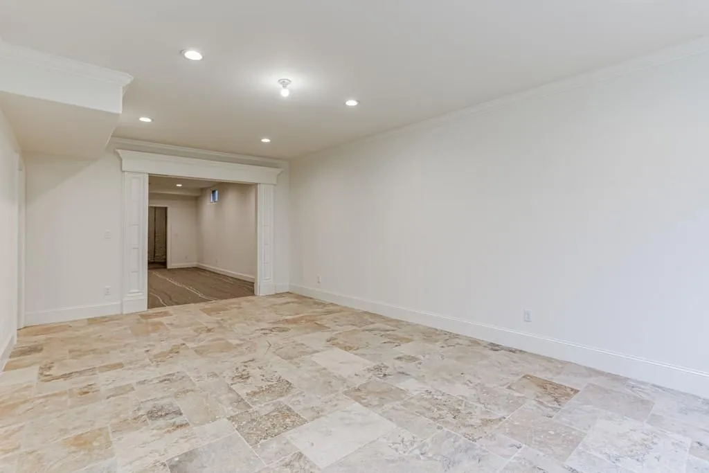 425 Mount Vernon Highway, Sandy Springs, Georgia 30327, 5 Bedrooms Bedrooms, ,4 BathroomsBathrooms,Residential,Sold,425 Mount Vernon Highway,6681600