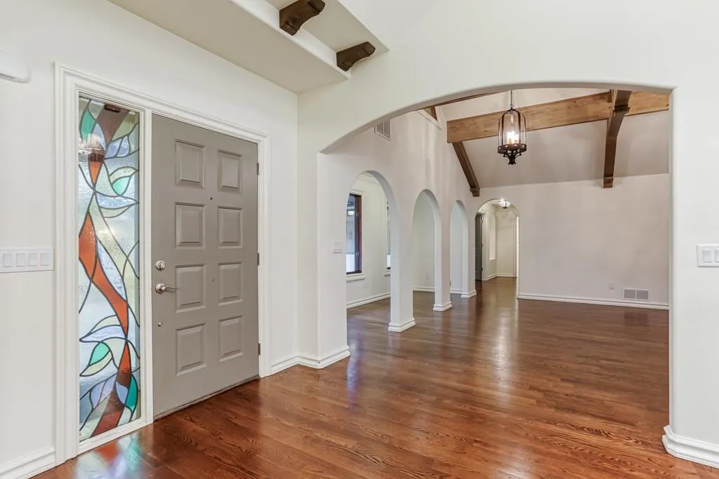 425 Mount Vernon Highway, Sandy Springs, Georgia 30327, 5 Bedrooms Bedrooms, ,4 BathroomsBathrooms,Residential,Sold,425 Mount Vernon Highway,6681600