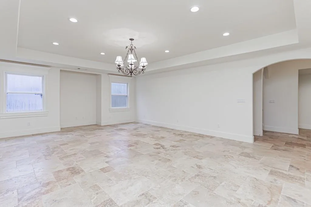 425 Mount Vernon Highway, Sandy Springs, Georgia 30327, 5 Bedrooms Bedrooms, ,4 BathroomsBathrooms,Residential,Sold,425 Mount Vernon Highway,6681600
