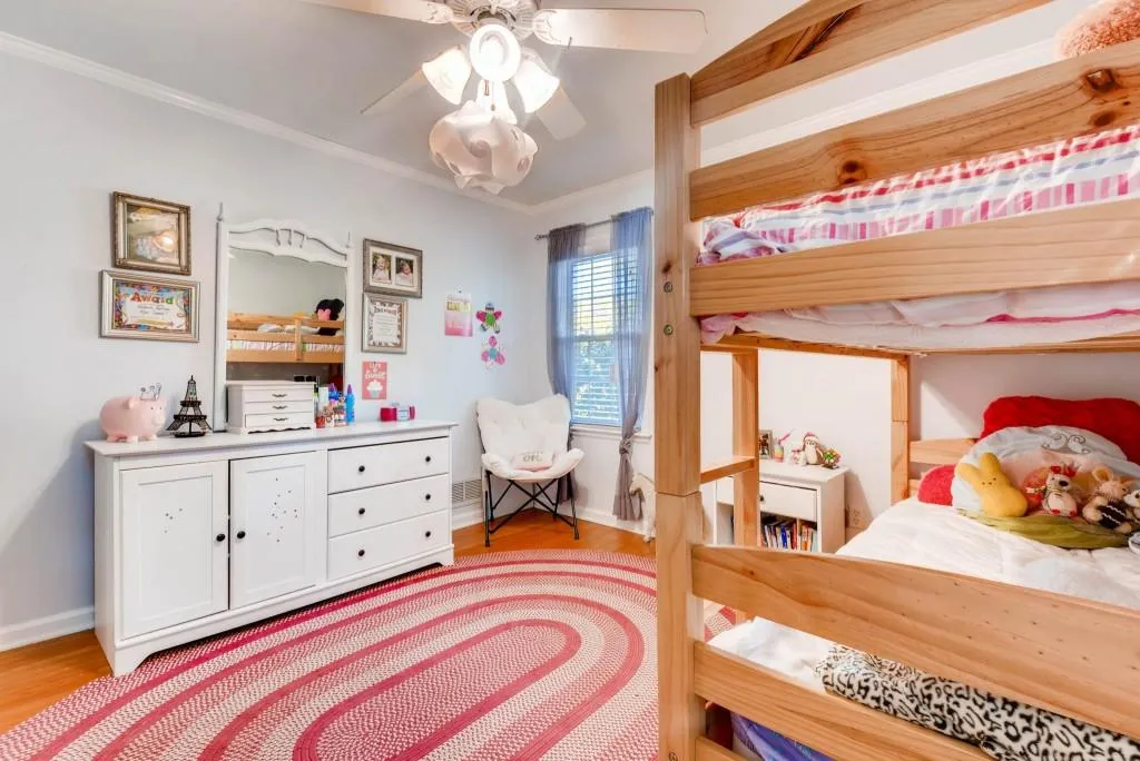 125 Chaseland Road, Sandy Springs, Georgia 30328, 3 Bedrooms Bedrooms, ,2 BathroomsBathrooms,Residential,Sold,125 Chaseland Road,5973353