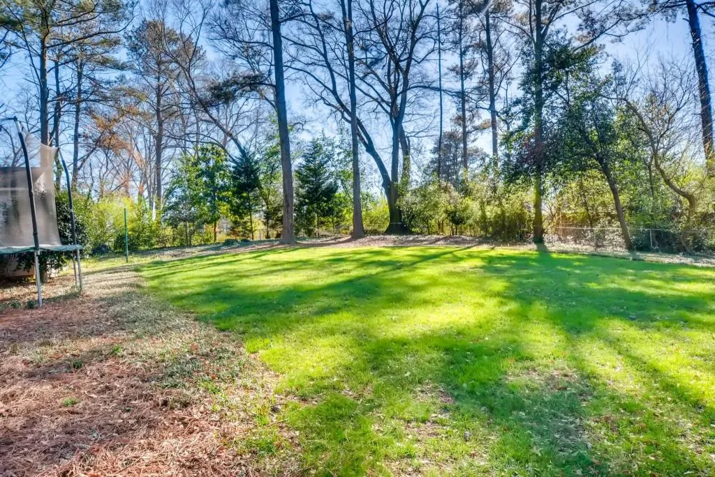 125 Chaseland Road, Sandy Springs, Georgia 30328, 3 Bedrooms Bedrooms, ,2 BathroomsBathrooms,Residential,Sold,125 Chaseland Road,5973353