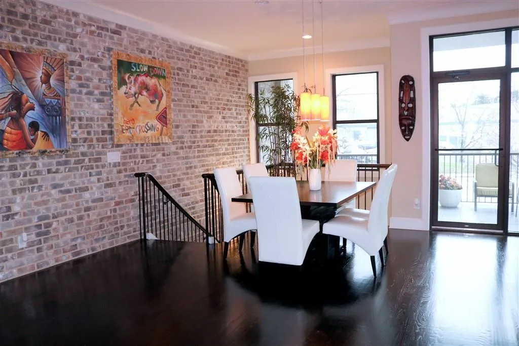 1199 Huff Road Nw Unit 116, Atlanta, Georgia 30318, 3 Bedrooms Bedrooms, ,3 BathroomsBathrooms,Residential,Sold,1199 Huff Road Nw Unit 116,5815569