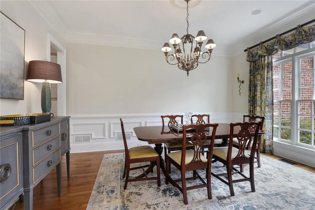 700 Lake Summit Drive, Atlanta, Georgia 30342, 6 Bedrooms Bedrooms, ,5 BathroomsBathrooms,Residential,Sold,700 Lake Summit Drive,6780965