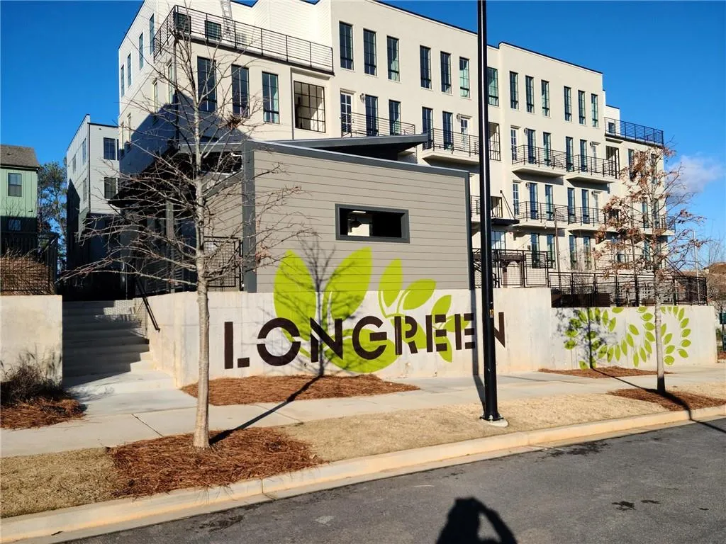 1289 Longreen Terrace Nw Unit 165, Atlanta, Georgia 30318, 2 Bedrooms Bedrooms, ,2 BathroomsBathrooms,Residential,For Sale,1289 Longreen Terrace Nw Unit 165,7618746
