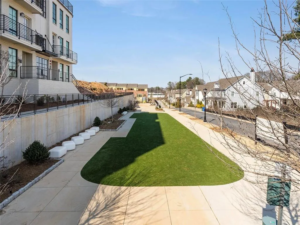 1289 Longreen Terrace Nw Unit 165, Atlanta, Georgia 30318, 2 Bedrooms Bedrooms, ,2 BathroomsBathrooms,Residential,For Sale,1289 Longreen Terrace Nw Unit 165,7618746