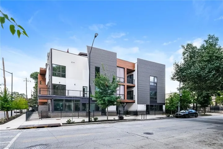 367 Parkway Drive Ne Unit 8, Atlanta, Georgia 30312