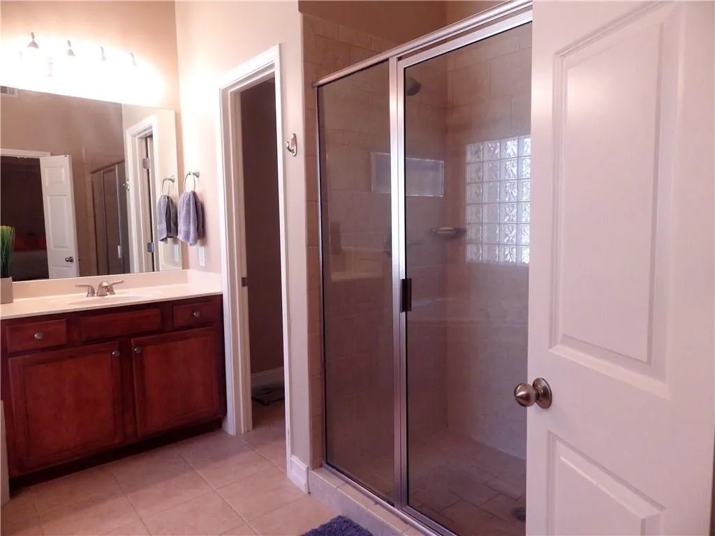 7262 Village Creek Trace Unit 4c, Atlanta, Georgia 30328, 4 Bedrooms Bedrooms, ,3 BathroomsBathrooms,Residential,Sold,7262 Village Creek Trace Unit 4c,5815941