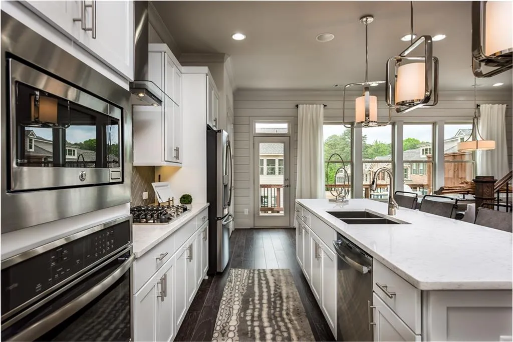 2126 Pembroke Drive Unit 58, Brookhaven, Georgia 30319, 3 Bedrooms Bedrooms, ,3 BathroomsBathrooms,Residential,Sold,2126 Pembroke Drive Unit 58,5946514