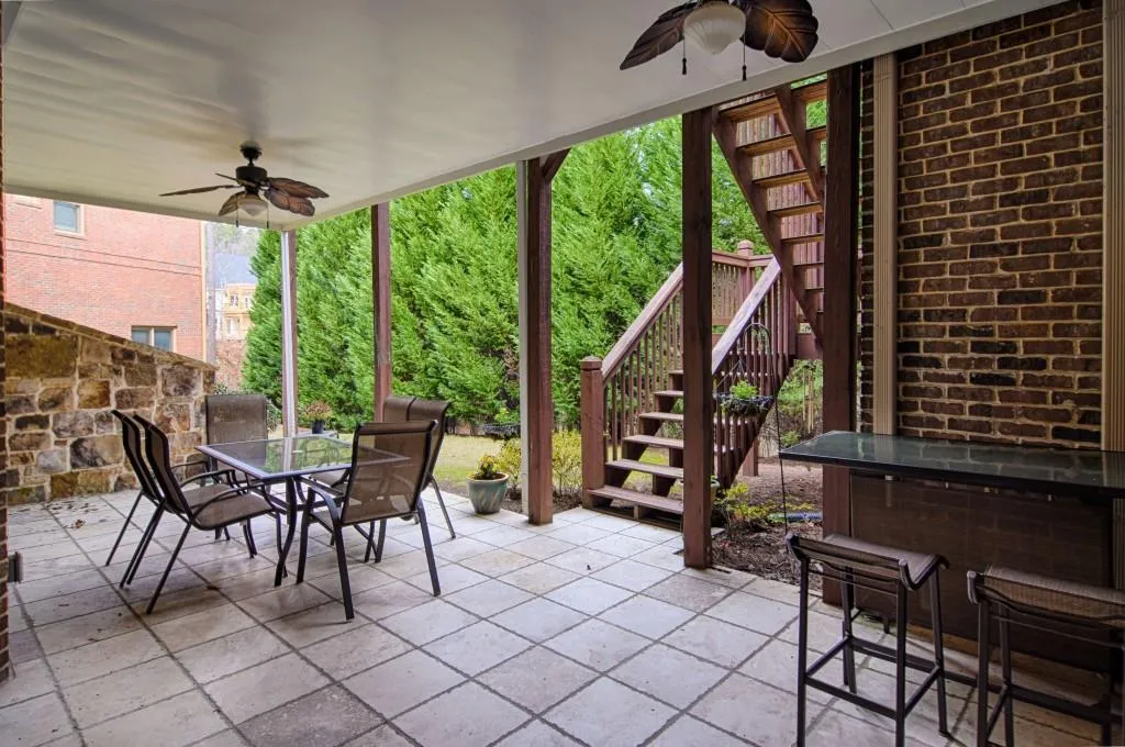 7705 Marsh Court, Sandy Springs, Georgia 30328, 6 Bedrooms Bedrooms, ,5 BathroomsBathrooms,Residential,Sold,7705 Marsh Court,5759930
