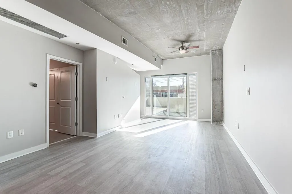 250 Pharr Road Unit 216, Atlanta, Georgia 30305, 1 Bedroom Bedrooms, ,1 BathroomBathrooms,Residential,For Sale,250 Pharr Road Unit 216,7637005