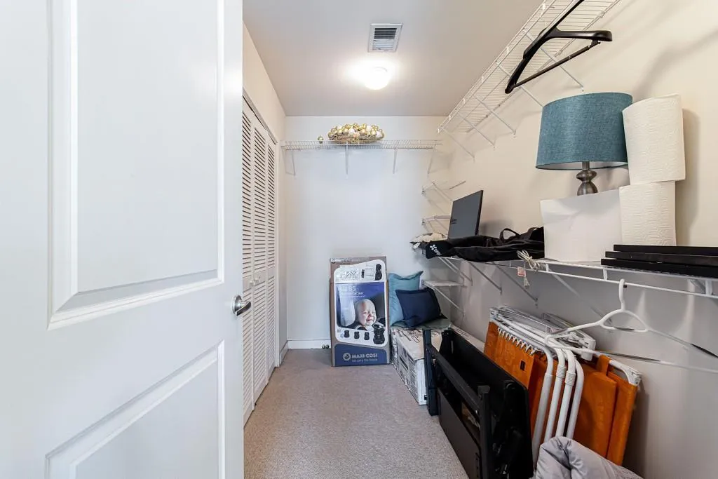 250 Pharr Road Unit 216, Atlanta, Georgia 30305, 1 Bedroom Bedrooms, ,1 BathroomBathrooms,Residential,For Sale,250 Pharr Road Unit 216,7637005