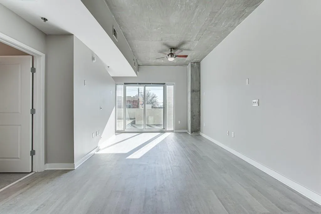 250 Pharr Road Unit 216, Atlanta, Georgia 30305, 1 Bedroom Bedrooms, ,1 BathroomBathrooms,Residential,For Sale,250 Pharr Road Unit 216,7637005