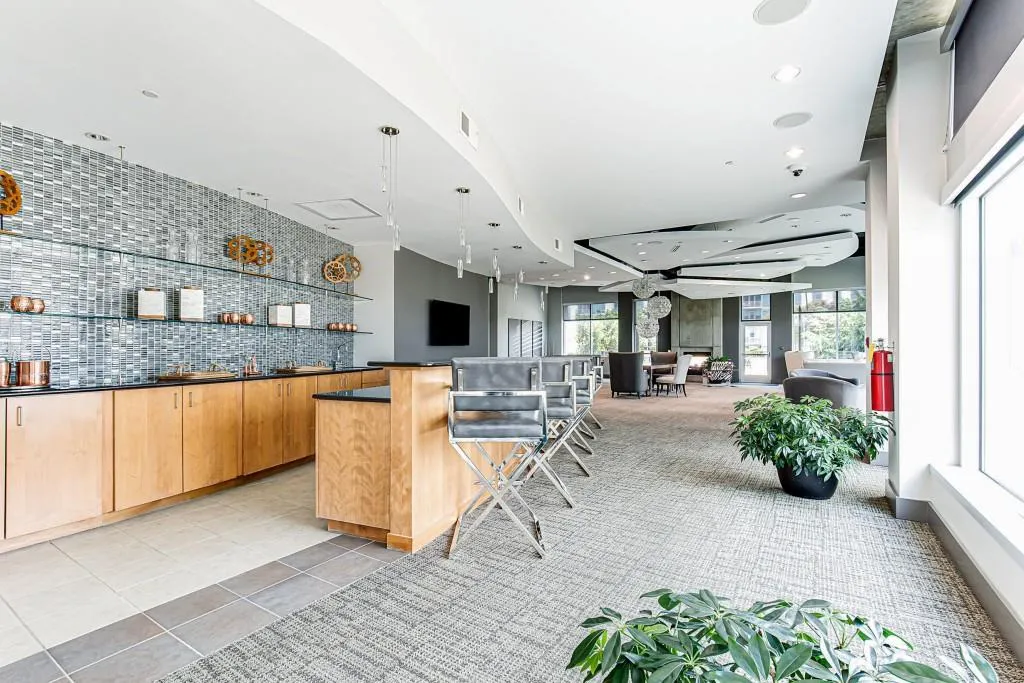 250 Pharr Road Unit 216, Atlanta, Georgia 30305, 1 Bedroom Bedrooms, ,1 BathroomBathrooms,Residential,For Sale,250 Pharr Road Unit 216,7637005