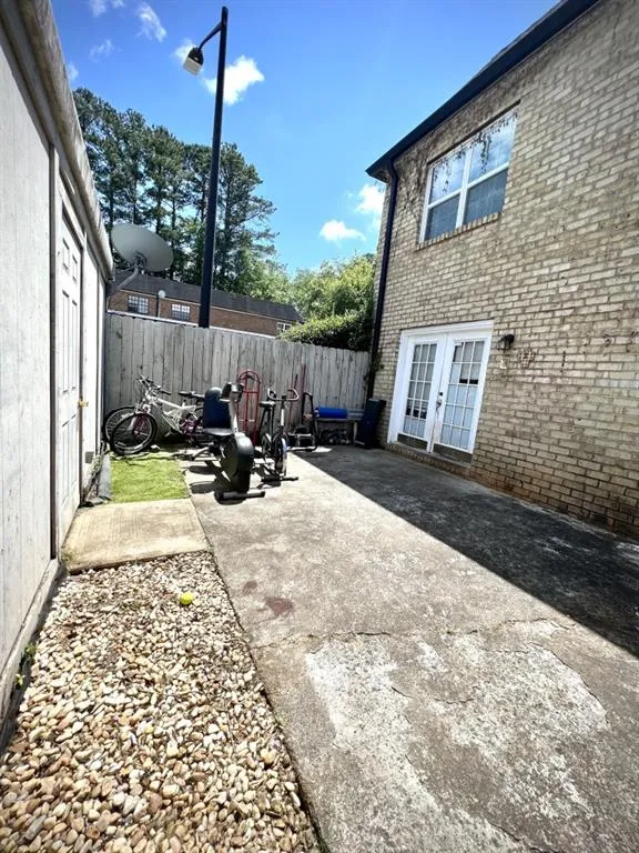 350 Winding River Drive Unit F, Sandy Springs, Georgia 30350, 3 Bedrooms Bedrooms, ,2 BathroomsBathrooms,Residential,Sold,350 Winding River Drive Unit F,7223750