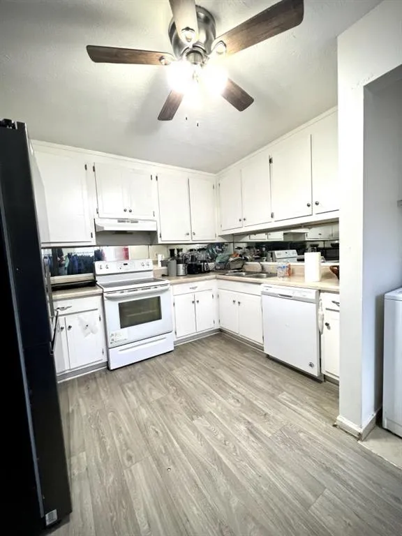 350 Winding River Drive Unit F, Sandy Springs, Georgia 30350, 3 Bedrooms Bedrooms, ,2 BathroomsBathrooms,Residential,Sold,350 Winding River Drive Unit F,7223750