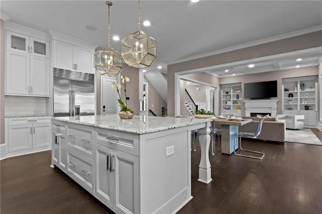 490 Belada Boulevard, Atlanta, Georgia 30342, 6 Bedrooms Bedrooms, ,6 BathroomsBathrooms,Residential,For Sale,490 Belada Boulevard,7753853