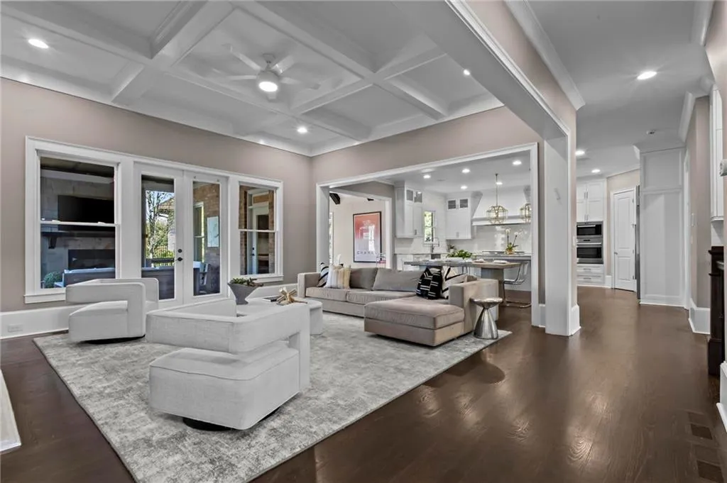 490 Belada Boulevard, Atlanta, Georgia 30342, 6 Bedrooms Bedrooms, ,6 BathroomsBathrooms,Residential,For Sale,490 Belada Boulevard,7753853