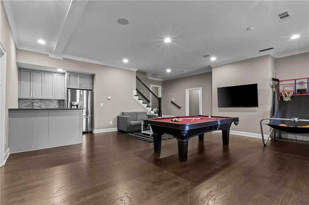 490 Belada Boulevard, Atlanta, Georgia 30342, 6 Bedrooms Bedrooms, ,6 BathroomsBathrooms,Residential,For Sale,490 Belada Boulevard,7753853