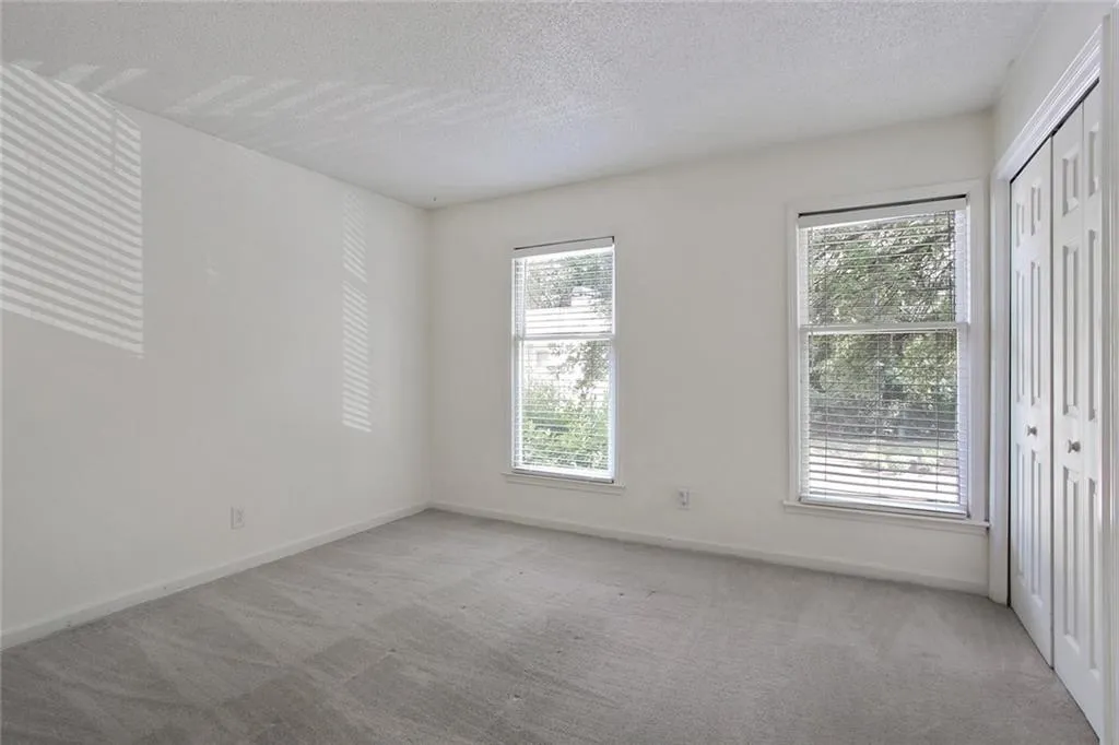 604 Garden Court, Sandy Springs, Georgia 30328, 3 Bedrooms Bedrooms, ,2 BathroomsBathrooms,Residential,Sold,604 Garden Court,6605522