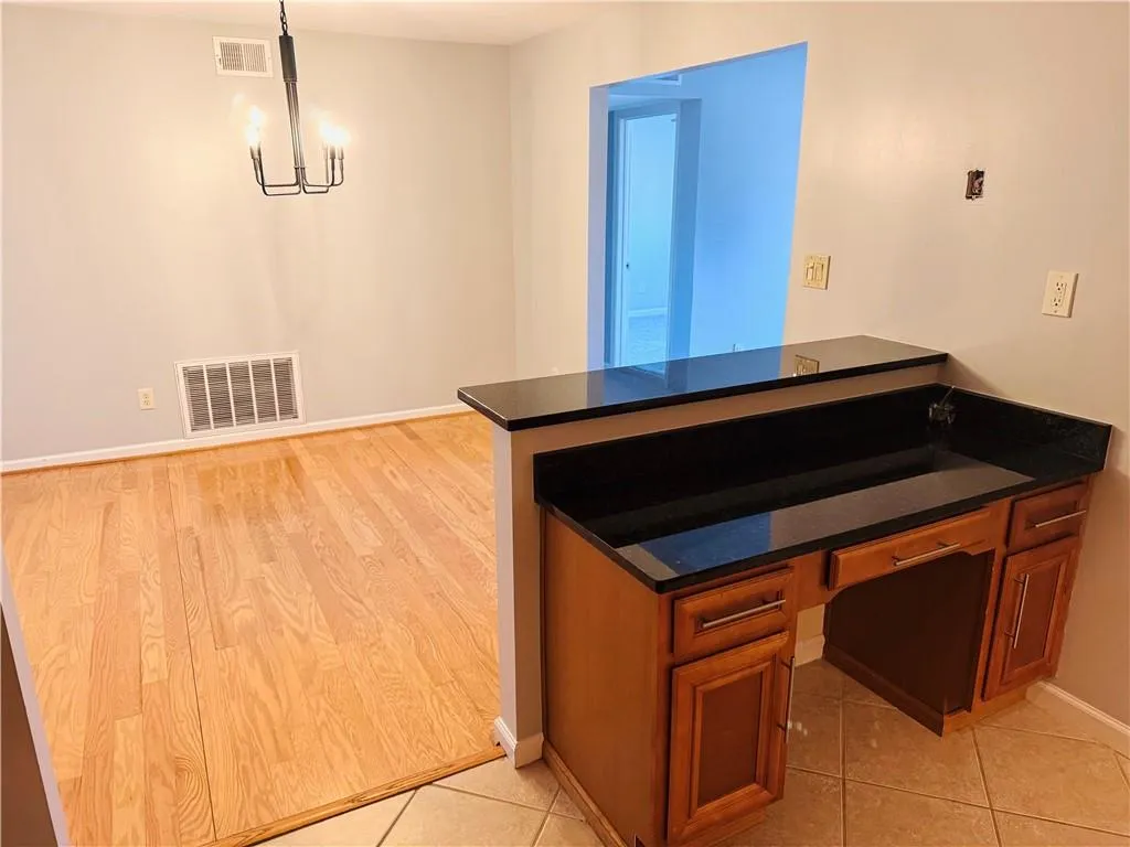 1468 Briarwood Road Ne Unit 1008, Atlanta, Georgia 30319, 2 Bedrooms Bedrooms, 0 ,2 BathroomsBathrooms,Residential,For Sale,1468 Briarwood Road Ne Unit 1008,7724614