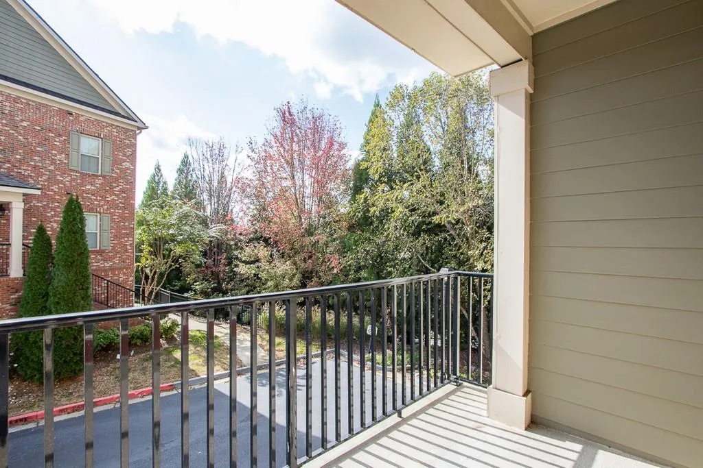 222 Le Gran View, Atlanta, Georgia 30328, 2 Bedrooms Bedrooms, ,2 BathroomsBathrooms,Residential,Sold,222 Le Gran View,6803511 222 Le Gran View, Atlanta, Georgia 30328, 2 Bedrooms Bedrooms, ,2 BathroomsBathrooms,Residential,Sold,222 Le Gran View,6803511