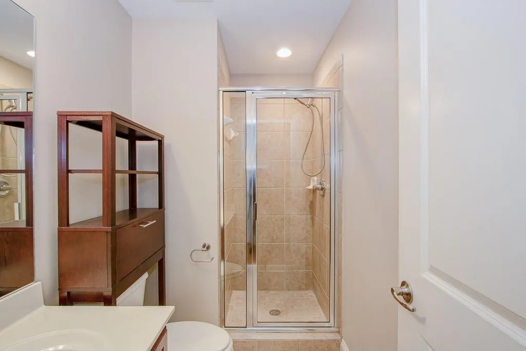 222 Le Gran View, Atlanta, Georgia 30328, 2 Bedrooms Bedrooms, ,2 BathroomsBathrooms,Residential,Sold,222 Le Gran View,6803511 222 Le Gran View, Atlanta, Georgia 30328, 2 Bedrooms Bedrooms, ,2 BathroomsBathrooms,Residential,Sold,222 Le Gran View,6803511