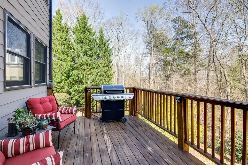 625 Eaton Place, Atlanta, Georgia 30350, 5 Bedrooms Bedrooms, ,4 BathroomsBathrooms,Residential,Sold,625 Eaton Place,5823973