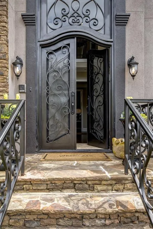 625 Eaton Place, Atlanta, Georgia 30350, 5 Bedrooms Bedrooms, ,4 BathroomsBathrooms,Residential,Sold,625 Eaton Place,5823973
