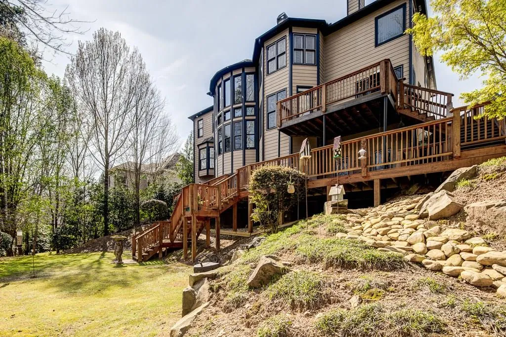 625 Eaton Place, Atlanta, Georgia 30350, 5 Bedrooms Bedrooms, ,4 BathroomsBathrooms,Residential,Sold,625 Eaton Place,5823973