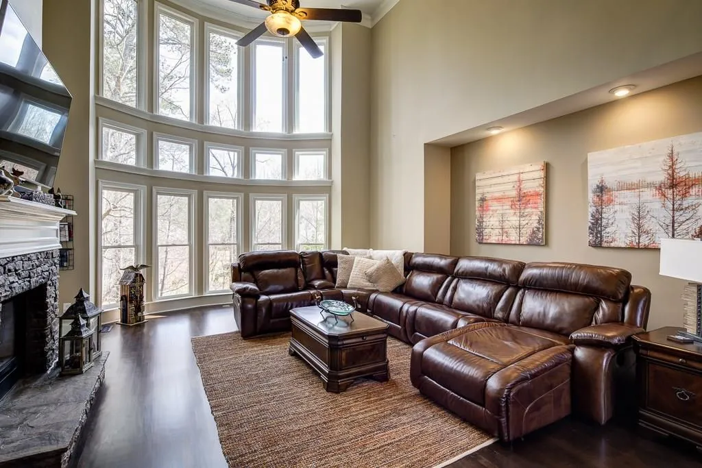 625 Eaton Place, Atlanta, Georgia 30350, 5 Bedrooms Bedrooms, ,4 BathroomsBathrooms,Residential,Sold,625 Eaton Place,5823973