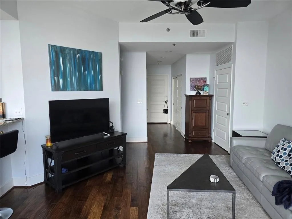 1080 Peachtree Street Ne Unit 3108, Atlanta, Georgia 30309, 1 Bedroom Bedrooms, ,1 BathroomBathrooms,Residential,Sold,1080 Peachtree Street Ne Unit 3108,7613864