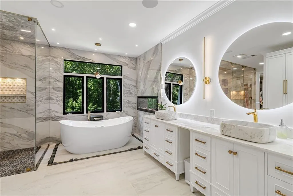 3946 Paces Ferry Road Nw, Atlanta, Georgia 30327, 5 Bedrooms Bedrooms, 0 ,7 BathroomsBathrooms,Residential,For Sale,3946 Paces Ferry Road Nw,7823978
