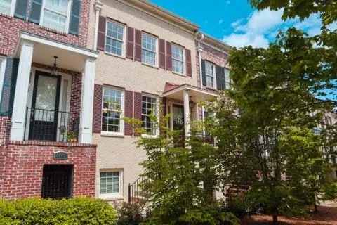 948 Persimmon Point, Sandy Springs, Georgia 30328, 2 Bedrooms Bedrooms, ,3 BathroomsBathrooms,Residential,Sold,948 Persimmon Point,6878608