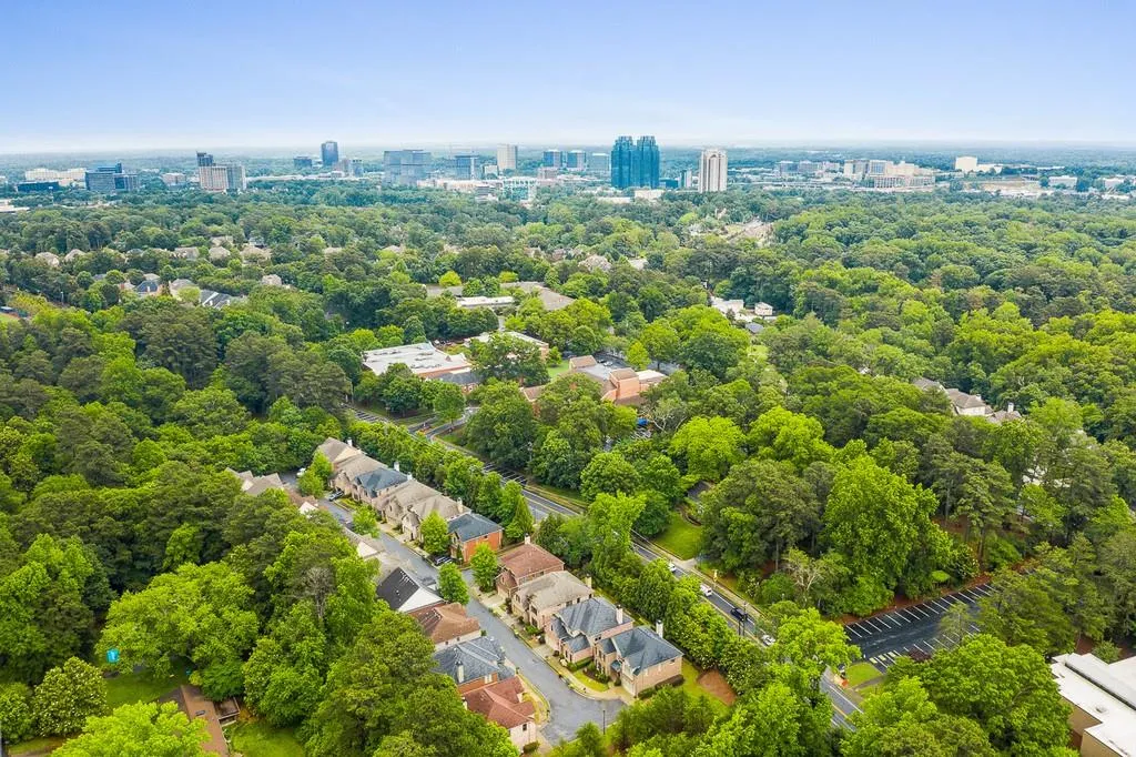 273 Mount Vernon Cove, Sandy Springs, Georgia 30328, 4 Bedrooms Bedrooms, ,4 BathroomsBathrooms,Residential,Sold,273 Mount Vernon Cove,6729778