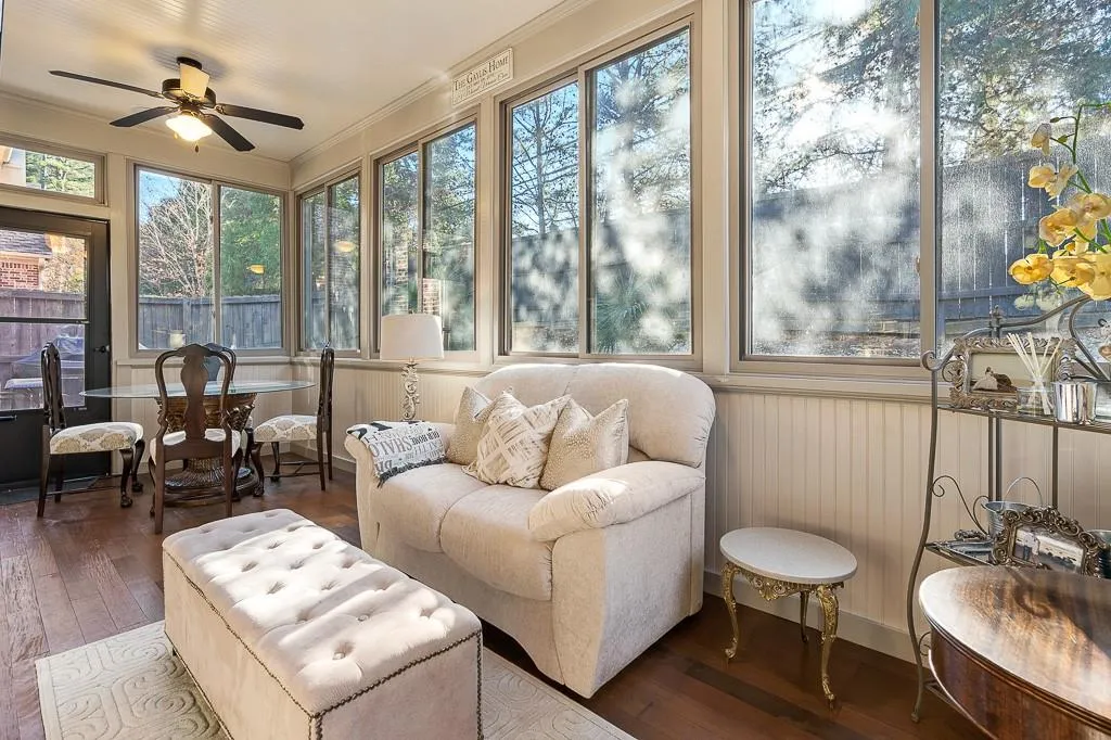 273 Mount Vernon Cove, Sandy Springs, Georgia 30328, 4 Bedrooms Bedrooms, ,4 BathroomsBathrooms,Residential,Sold,273 Mount Vernon Cove,6729778