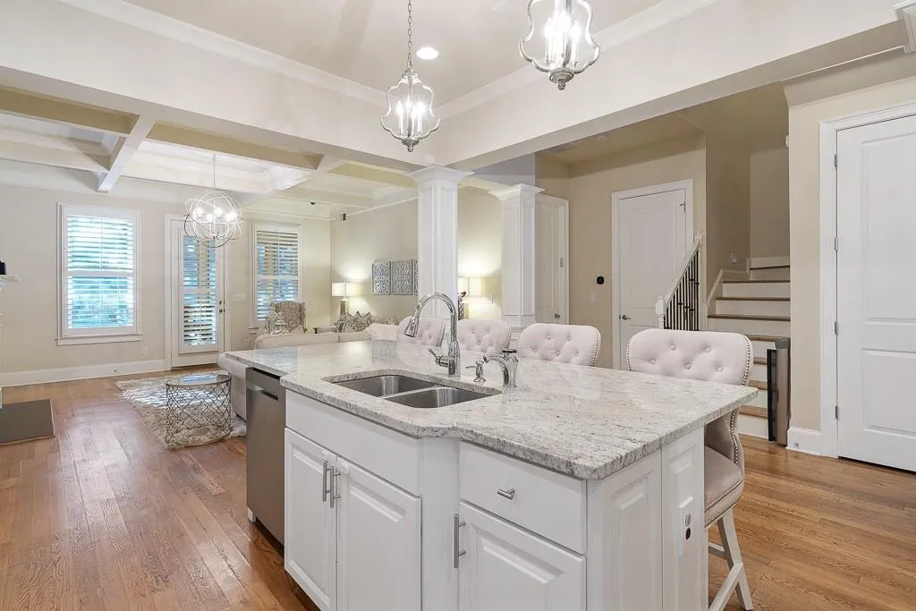 273 Mount Vernon Cove, Sandy Springs, Georgia 30328, 4 Bedrooms Bedrooms, ,4 BathroomsBathrooms,Residential,Sold,273 Mount Vernon Cove,6729778