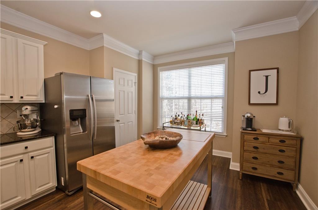 711 Coligny Court, Sandy Springs, Georgia 30350, 3 Bedrooms Bedrooms, ,3 BathroomsBathrooms,Residential,Sold,711 Coligny Court,7334706 711 Coligny Court, Sandy Springs, Georgia 30350, 3 Bedrooms Bedrooms, ,3 BathroomsBathrooms,Residential,Sold,711 Coligny Court,7334706