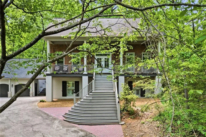 130 Farm Hill Circle, Roswell, Georgia 30075