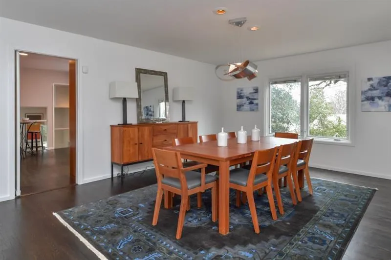 602 Chestnut Oak Court, Atlanta, Georgia 30327, 5 Bedrooms Bedrooms, ,4 BathroomsBathrooms,Residential,Sold,602 Chestnut Oak Court,6511637