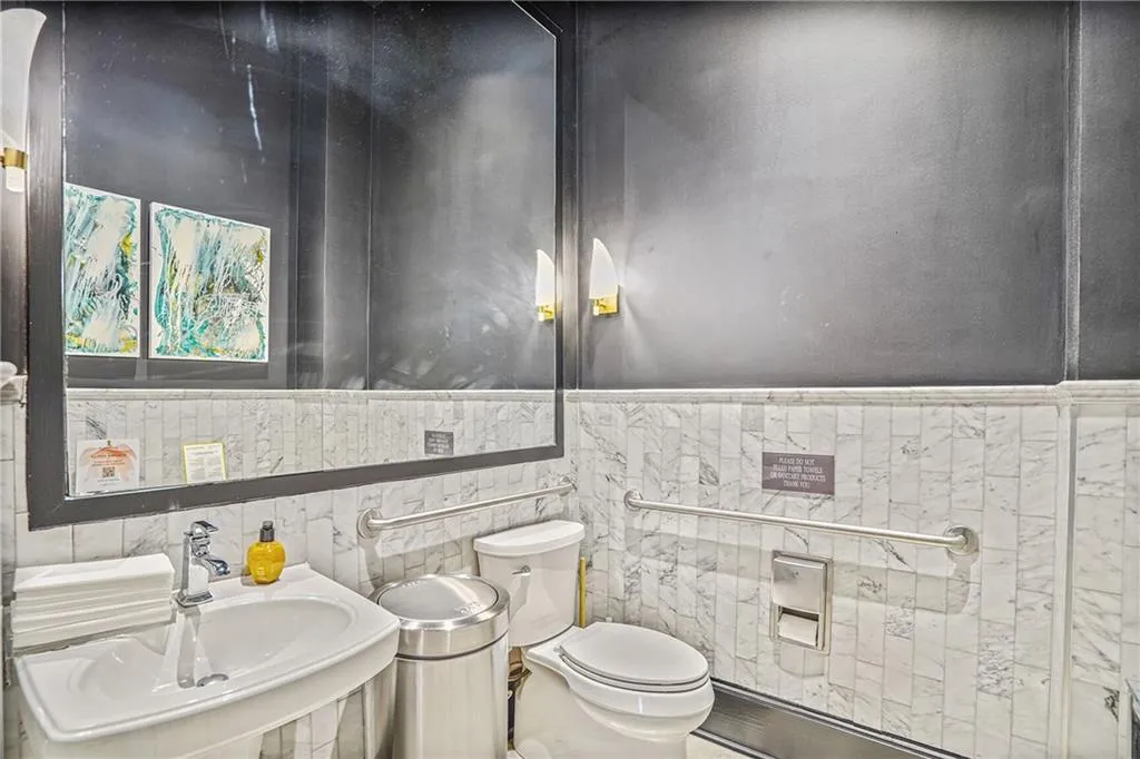 327 Buckhead Avenue Ne, Atlanta, Georgia 30305, ,Land,For Sale,327 Buckhead Avenue Ne,7600904