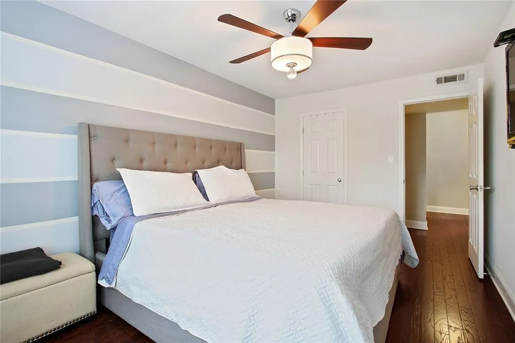 6980 Roswell Road Unit D6, Atlanta, Georgia 30328, 2 Bedrooms Bedrooms, ,2 BathroomsBathrooms,Residential,Sold,6980 Roswell Road Unit D6,6592572