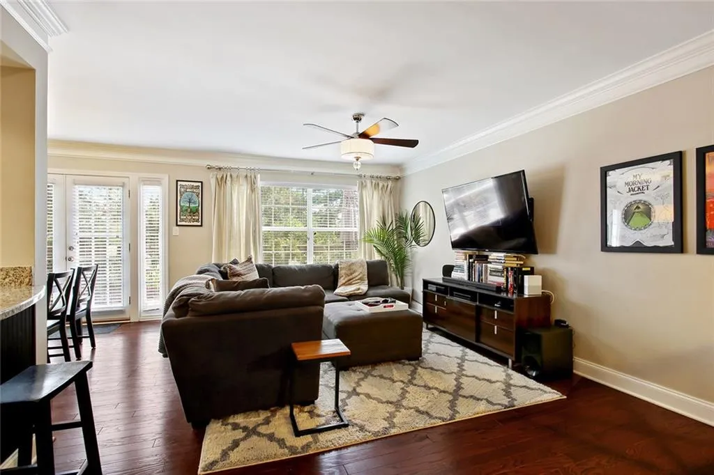 6980 Roswell Road Unit D6, Atlanta, Georgia 30328, 2 Bedrooms Bedrooms, ,2 BathroomsBathrooms,Residential,Sold,6980 Roswell Road Unit D6,6592572