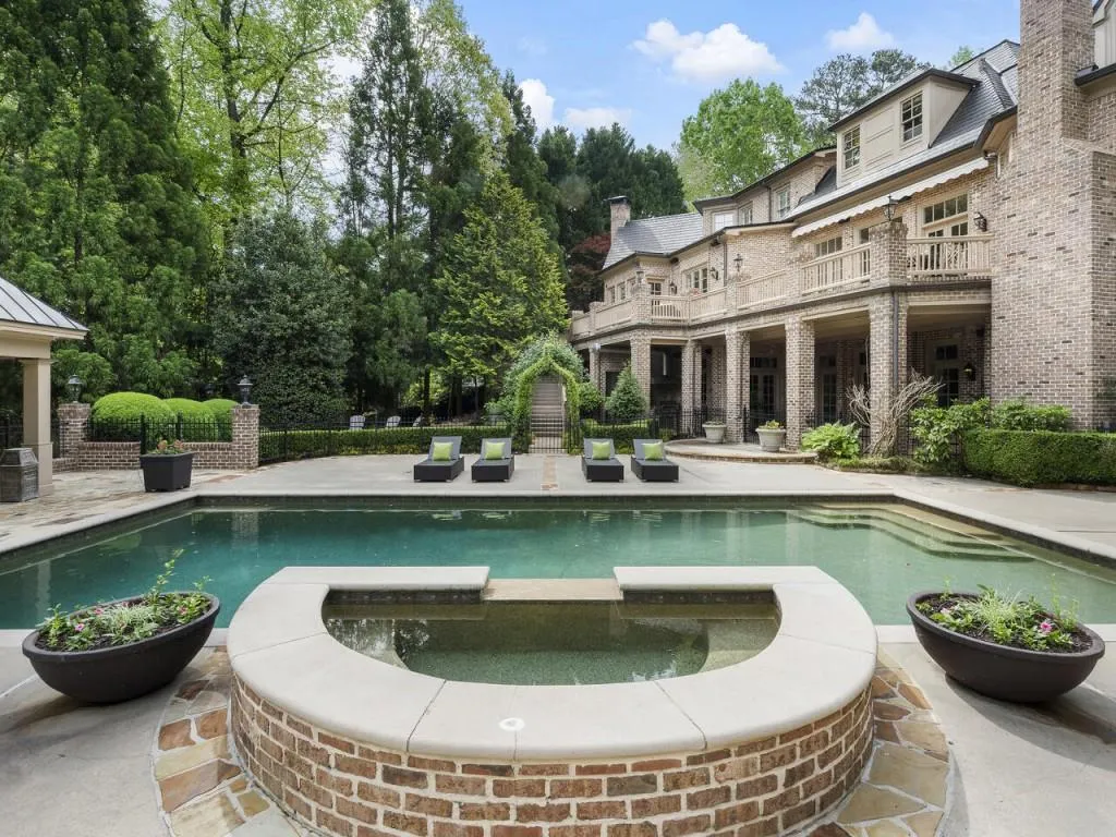 131 Burdette Road, Sandy Springs, Georgia 30327, 7 Bedrooms Bedrooms, ,8 BathroomsBathrooms,Residential,Sold,131 Burdette Road,7372982