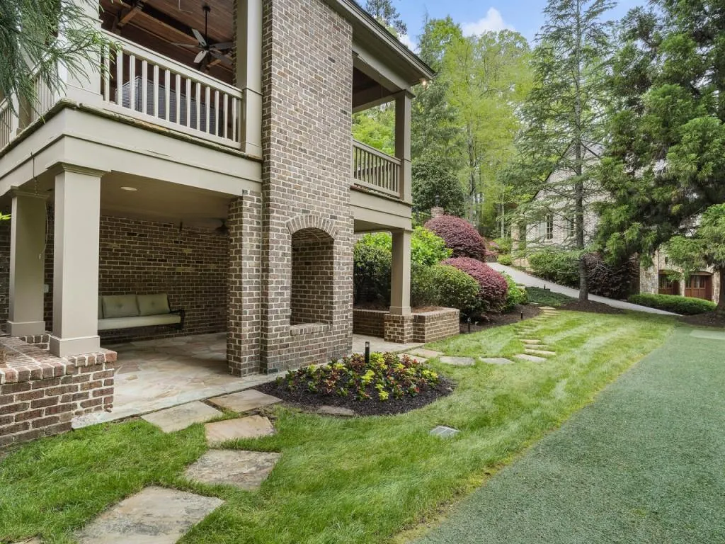 131 Burdette Road, Sandy Springs, Georgia 30327, 7 Bedrooms Bedrooms, ,8 BathroomsBathrooms,Residential,Sold,131 Burdette Road,7372982
