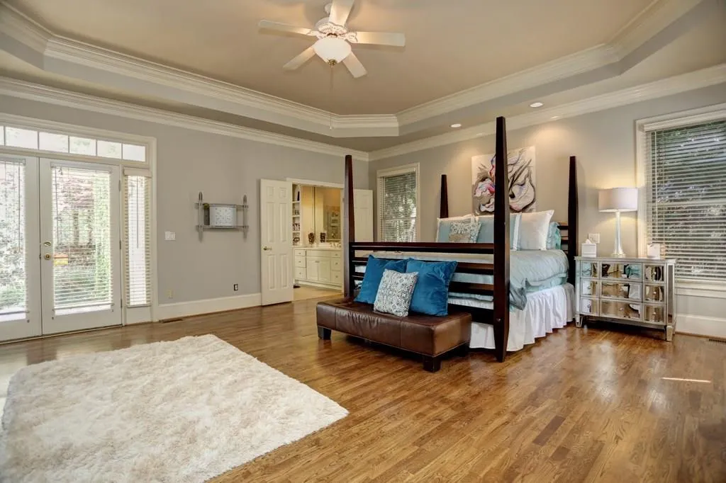 725 Brookwoods Trace, Atlanta, Georgia 30342, 4 Bedrooms Bedrooms, ,4 BathroomsBathrooms,Residential,Sold,725 Brookwoods Trace,5813441