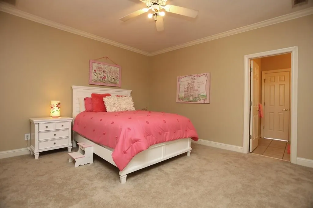 725 Brookwoods Trace, Atlanta, Georgia 30342, 4 Bedrooms Bedrooms, ,4 BathroomsBathrooms,Residential,Sold,725 Brookwoods Trace,5813441