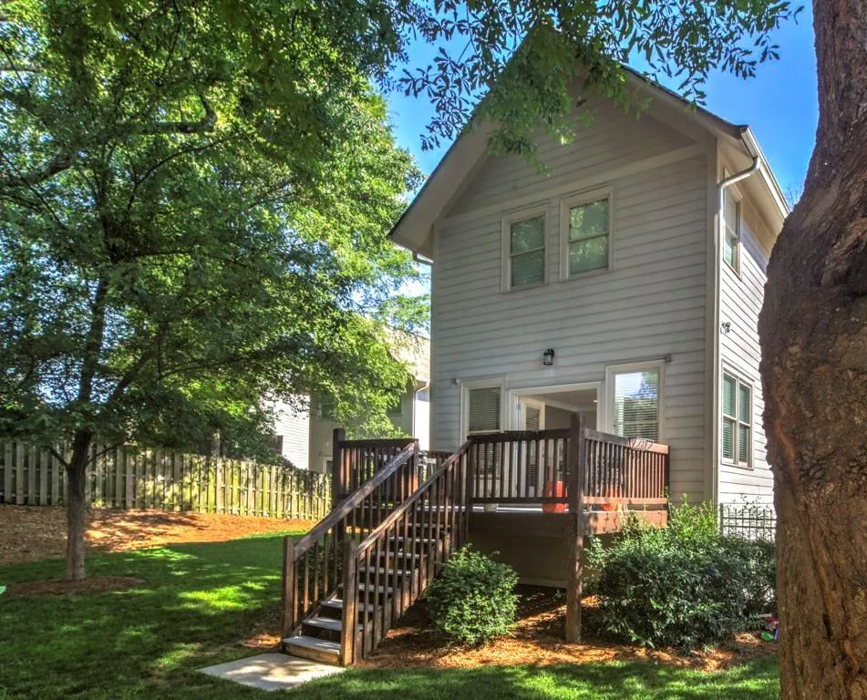 1185 Davis Place Nw Unit R, Atlanta, Georgia 30318, 4 Bedrooms Bedrooms, ,3 BathroomsBathrooms,Residential,Sold,1185 Davis Place Nw Unit R,5842422
